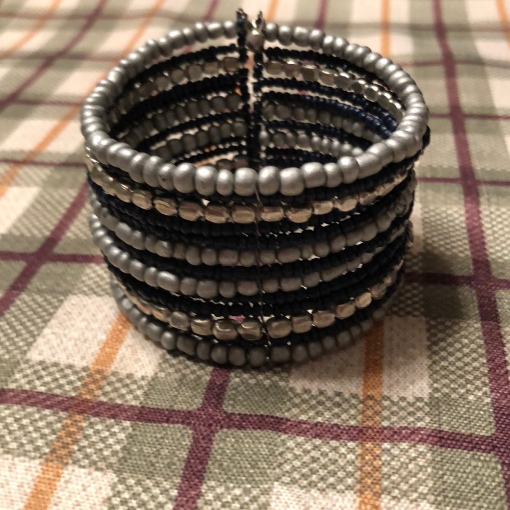 Bracelet cuff